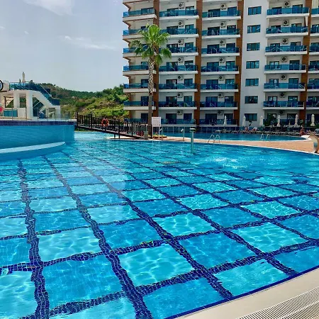 Beautiful Penthouse With A Huge Balcony With Plants * Alanya